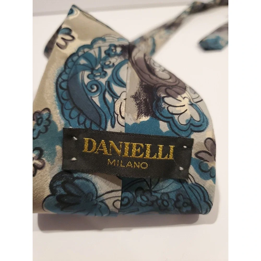Danielli Milano Silk Necktie - Made in Italy - Blue Gray Paisley Abstract